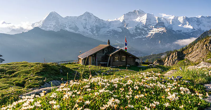 Lobhornhütte